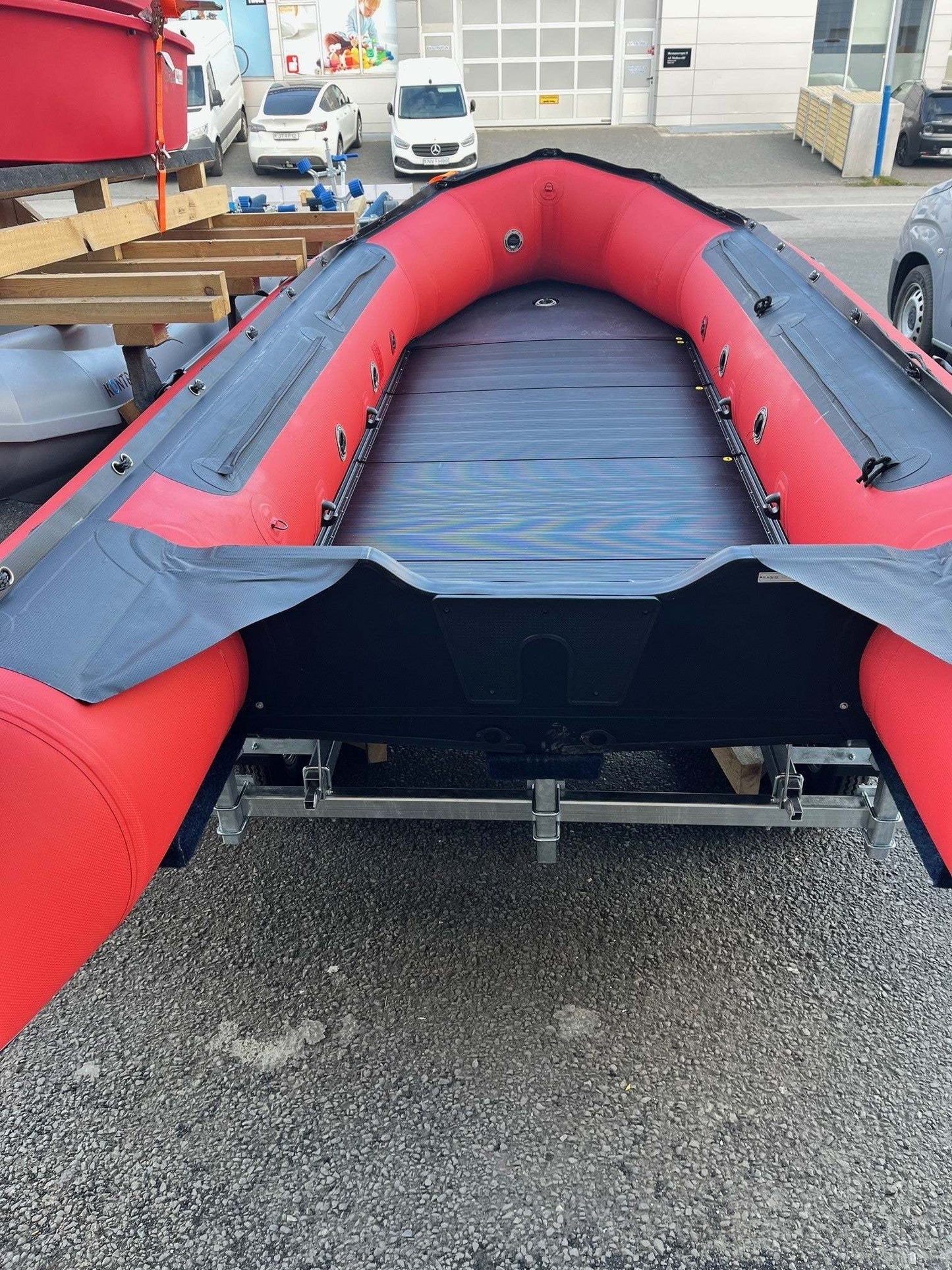 Gúmmíbátur linbotna Vanguard 485