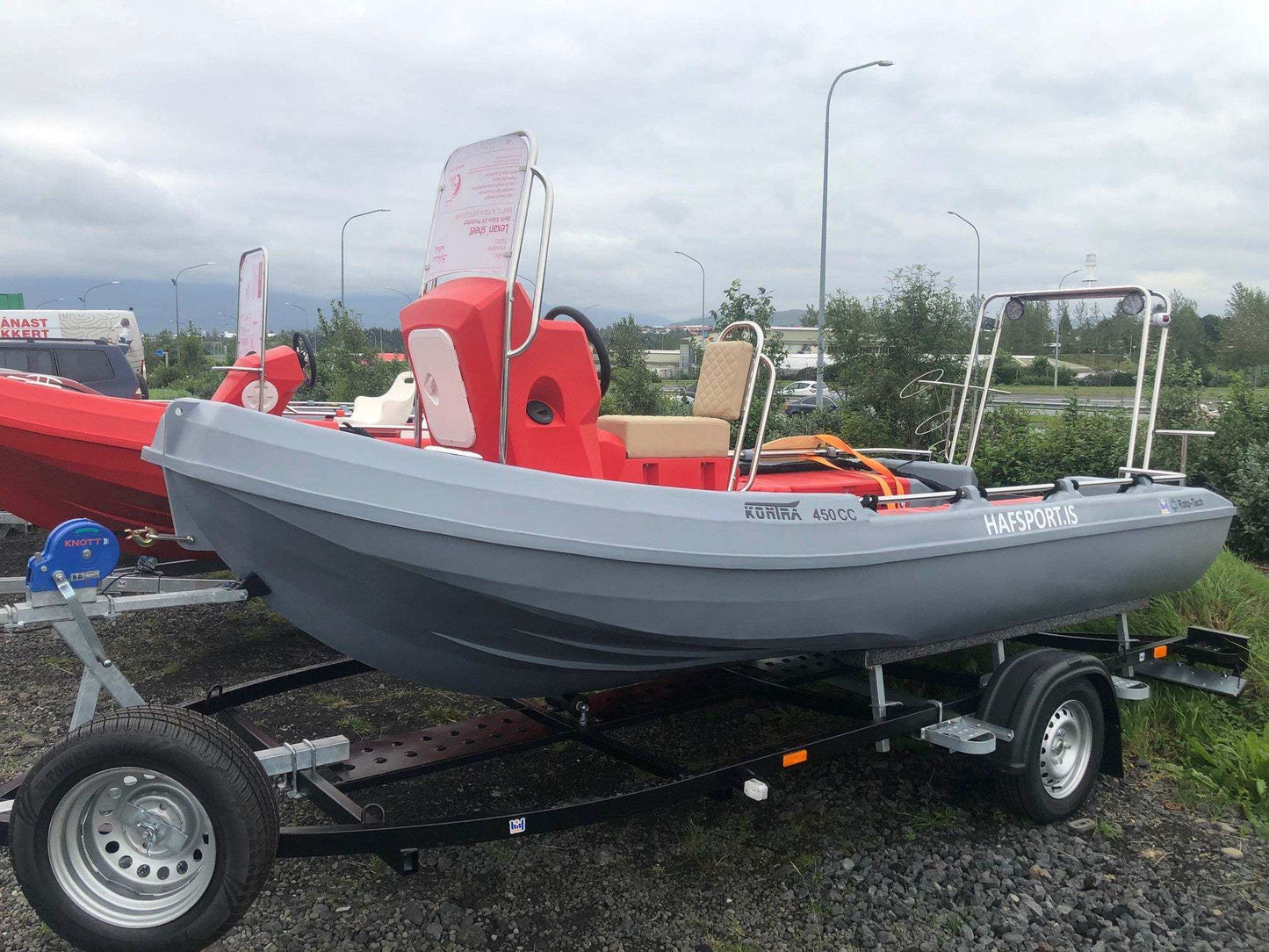 Bátur Kontra 450CC m.kerru